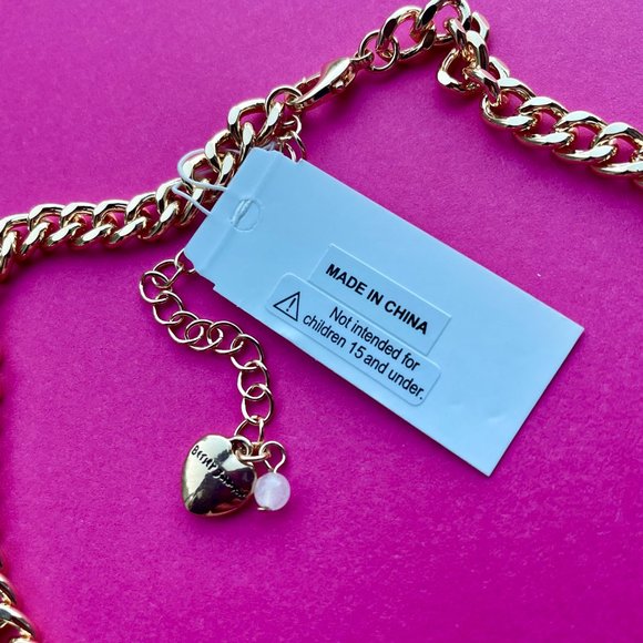 NWT Betsey Johnson Purple Butterfly Necklace - All A Flutter - Thick Gold Chain - Picture 13 of 13